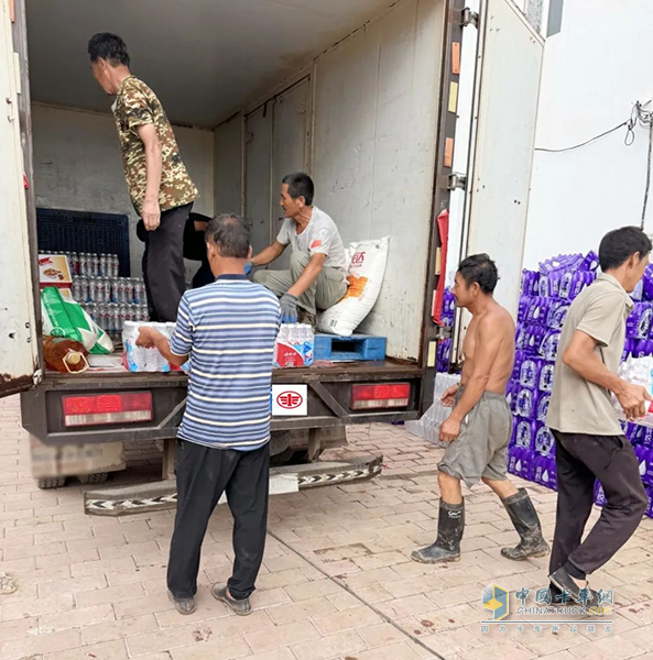 愛心匯聚，共渡洪災(zāi)-葫蘆島永信服務(wù)站積極助力受災(zāi)地區(qū)