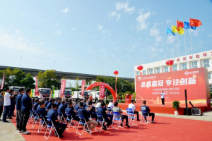 強強聯(lián)合再結(jié)碩果  23輛大型環(huán)衛(wèi)車奔赴廣州