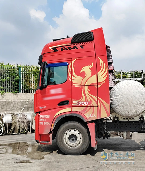 惠老板找到長途快車道！延安S700+康明斯15N天然氣發(fā)動(dòng)機(jī)送綠通上“鮮”速