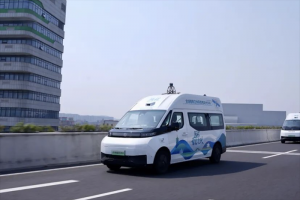 領先技術強勢輸出，遠程線控智能架構誕生新一代量產Robotaxi