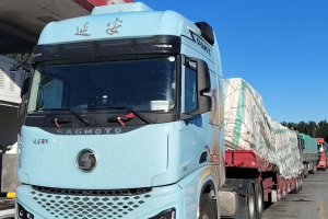 解鎖長途貨運新模式，王老板全靠這輛延安S700！