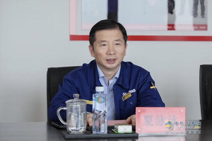 200臺！徐工汽車與內(nèi)蒙古正源實業(yè)簽署戰(zhàn)略合作協(xié)議