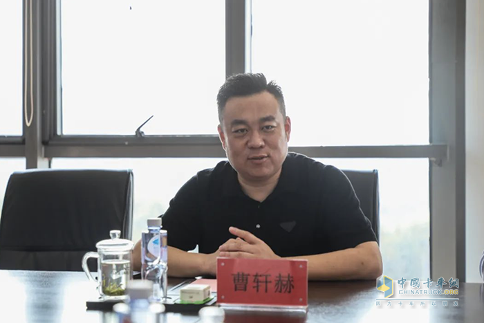 200臺！徐工汽車與內(nèi)蒙古正源實業(yè)簽署戰(zhàn)略合作協(xié)議