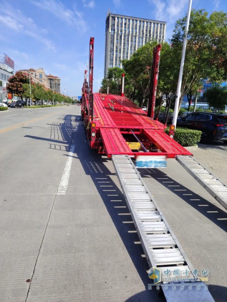 江淮格爾發(fā)中置軸轎運(yùn)車怎么樣？劉師傅：包致富的