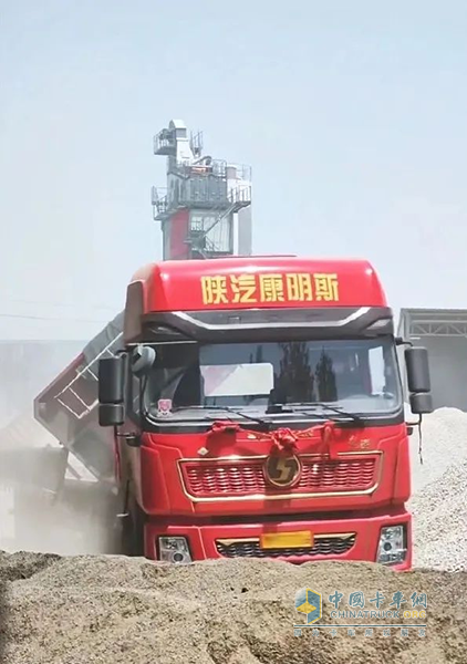 可靠優(yōu)先，服務(wù)到位，王老板說：砂石料選車認準這兩點！
