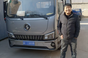 家具運輸“神助攻”，陜汽德龍G300超輕松！