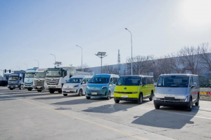 服務實現(xiàn)價值增長 打造商用車新標桿—專訪福田汽車營銷總公司副總監(jiān)侯榮超