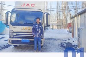 有吳師傅和江淮帥鈴S9，這一車瓜果保鮮甜！