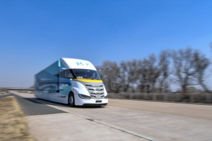 一汽解放星域概念卡車(chē)進(jìn)入路試階段