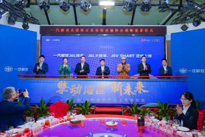 2025產(chǎn)品大年！解放港運產(chǎn)品率先亮劍-J6L排半、J6L大排半、J6V SMART“三箭齊發(fā)”