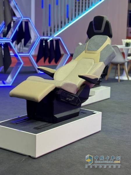 卡車座椅“沒那么簡單” 伊思靈華泰的上海車展答案
