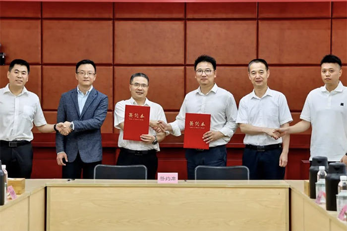 首站簽約！寧德時(shí)代與中石化首個(gè)合作重卡換電站落地福清