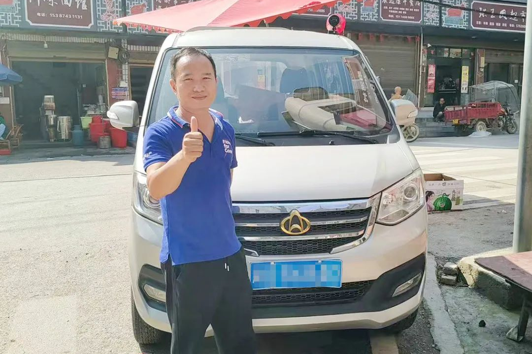 湖南周先生：長安跨越新豹T3就是我的最佳移動果攤！