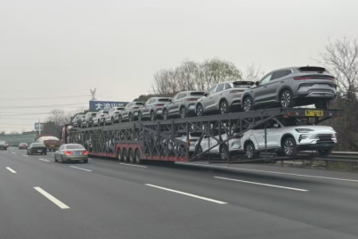 中集車(chē)輛：“內(nèi)卷”加劇下, 半掛車(chē)行業(yè)路在何方？