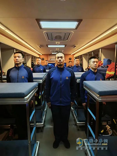 森源鴻馬宿營(yíng)車(chē)：為應(yīng)急救援提供堅(jiān)實(shí)保障