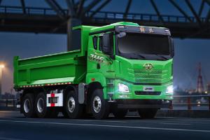 解放青汽JH6 8×4 620馬力自卸車讓渣土運輸樂享其程