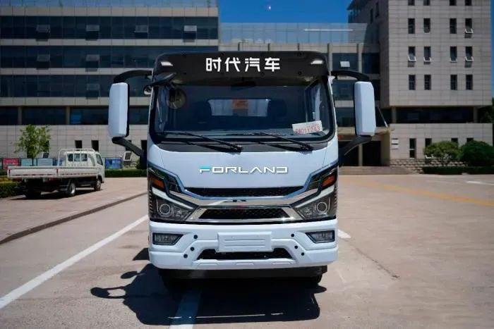 時代瑞沃金剛ES3-EV，城市綠色渣土運輸?shù)男麓鸢?>
                            <div   id=