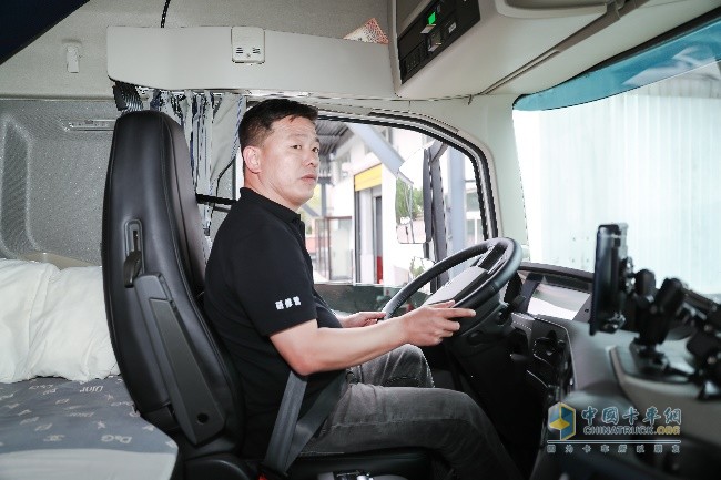 九年堅(jiān)守 追求高效永不止步 沃爾沃卡車綠駕學(xué)院沈陽(yáng)站燃擎開營(yíng)