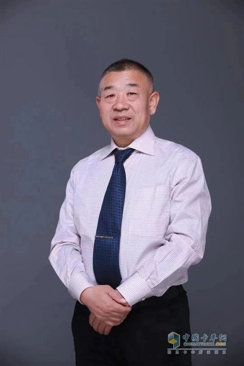 鮮奶運輸急先鋒，東風天龍GX顯神通