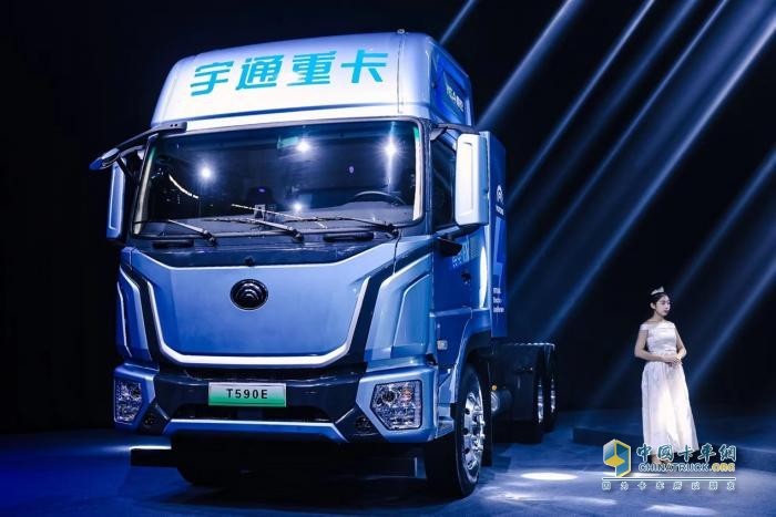 老牌卡車企業(yè)打響新能源反擊戰(zhàn)，新舊雙方有何對戰(zhàn)相同點？