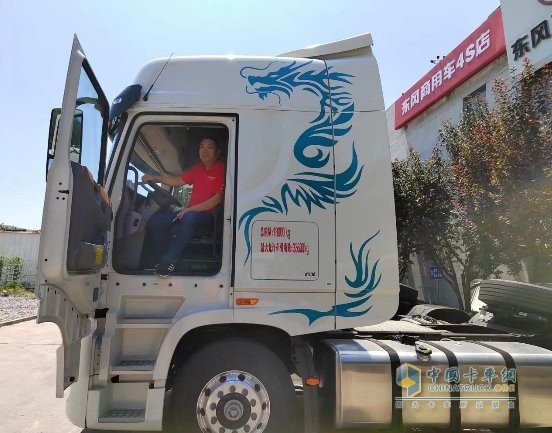 東風天龍GX交車！干線物流專家持續(xù)熱銷
