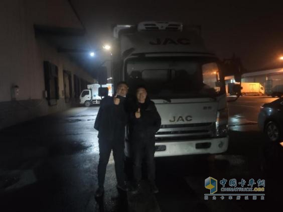 擇一車“白首”武漢王總終遇帥鈴圓夢中長途城際冷鏈物流！