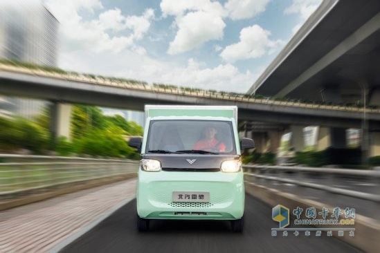 末端城配車怎么選？北汽雷馳新能源MINI卡好看又好開