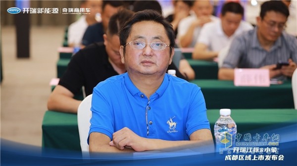 開瑞江豚&小象閃耀成都 “30分鐘快?！敝厮芫G色城配服務(wù)標(biāo)準(zhǔn)