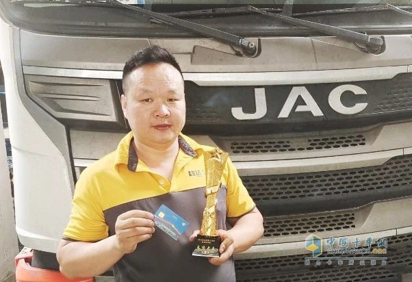 格爾發(fā)快遞載貨車“長途之王”是如何練成的？