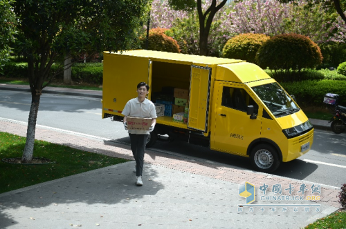 德力新能源江峰：場(chǎng)景定義車型，大力牛魔王D08主打城配物流智能化