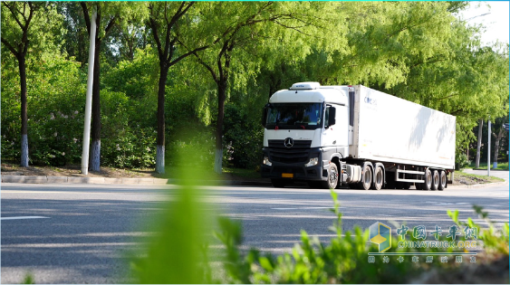 領鮮秘訣 全靠奔馳卡車“高手”護航