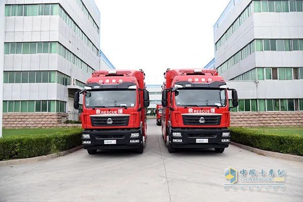 森源鴻馬發(fā)電車發(fā)往遼寧：一車可支撐一個(gè)營(yíng)地的電力保障