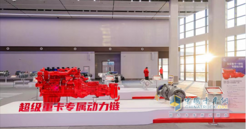 品質(zhì)為基 創(chuàng)新為核！延安重卡：以創(chuàng)新科技開啟重卡領(lǐng)域新紀元