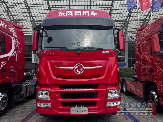 破解中長(zhǎng)途運(yùn)輸難題 東風(fēng)天龍KX燃?xì)廛?chē)讓用戶悠“燃”自得