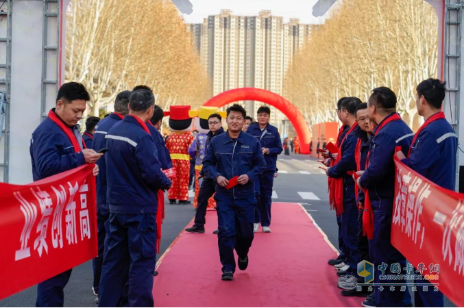 宇通專用車2025年開工盛典燃情開啟！