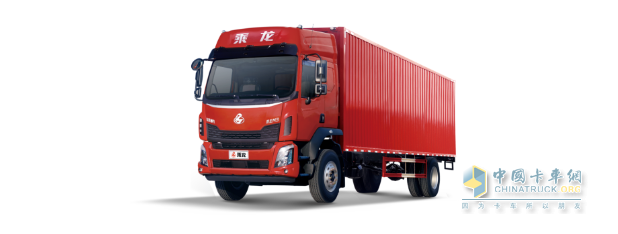 策馬揚(yáng)鞭共奮蹄！乘龍卡車助用戶騰飛