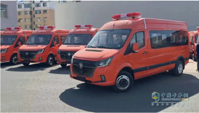 交車！圖雅諾森防運(yùn)兵車開啟森林防火新征程