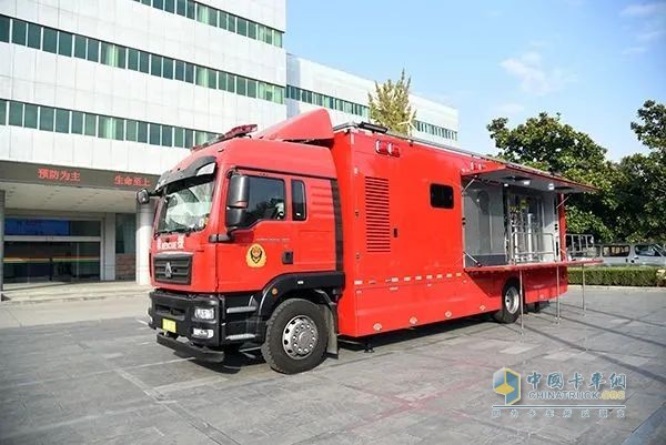 森源鴻馬凈水車：搭載智能大腦，讓應(yīng)急供水更高效