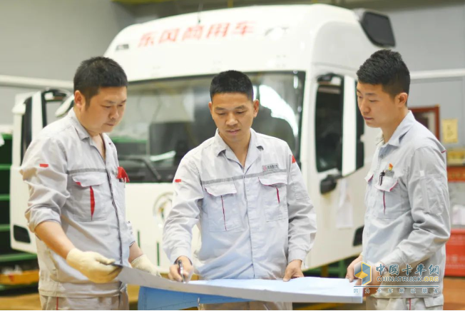 東風商用車：從“小技工”到“大明星”，吳文平的“逆襲之路”