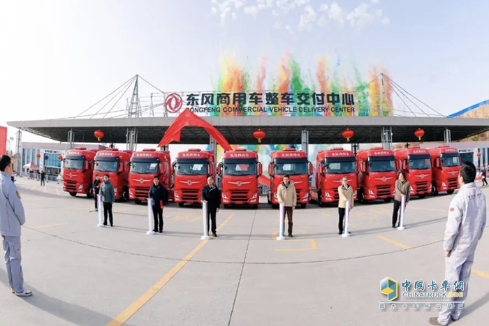 如何撕開(kāi)卡車(chē)行業(yè)增長(zhǎng)新缺口？東風(fēng)商用車(chē)精準(zhǔn)營(yíng)銷(xiāo)提供了答案