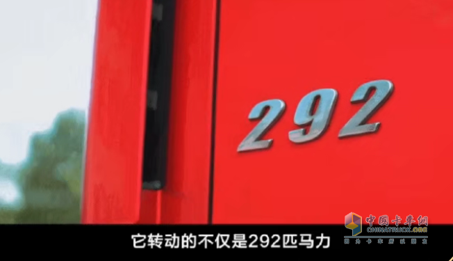 他說：“下個百萬公里，我還會選擇龍擎！”