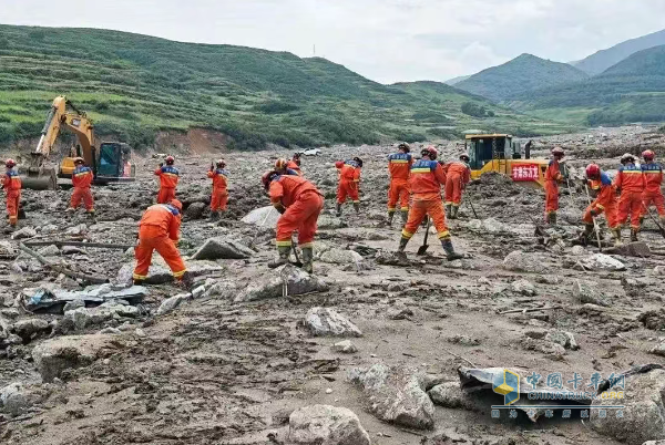 森源鴻馬戰(zhàn)保車輛：甘肅榆中山洪救援的 “及時雨”