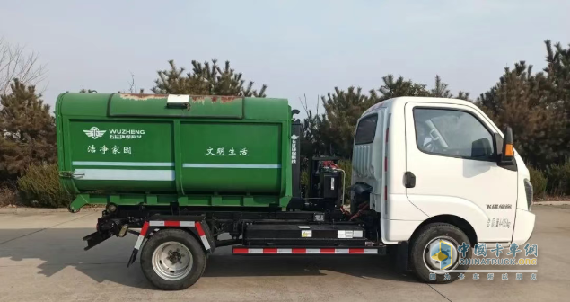 窄巷地庫暢行無阻，就選五征環(huán)保科技純電動車廂可卸式垃圾車