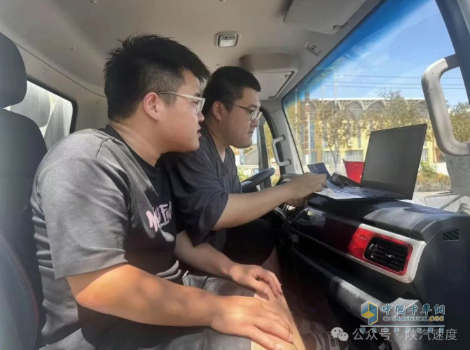 吐魯番高溫“試金”：陜汽技術實力鑄就卓越品質
