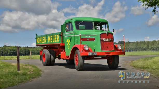 曼恩：引擎重啟1957！MAN 735 L1 K型卡車