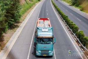 東風(fēng)商用車東風(fēng)龍擎3.0智能AMT客戶體驗(yàn)日：技術(shù)革新引領(lǐng)高效運(yùn)輸