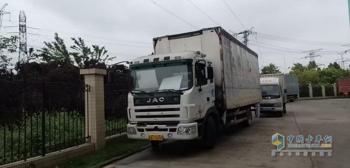 汽車(chē)配件運(yùn)輸28年 江淮格爾發(fā)讓他從跟車(chē)變老板