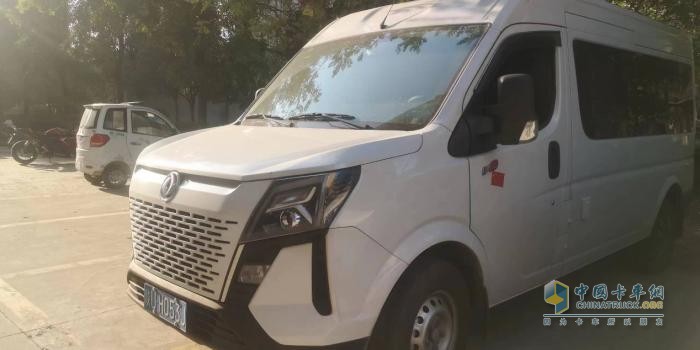 42天跨越4省13城，東風(fēng)御風(fēng)V9+房車帶領(lǐng)趙先生見遠(yuǎn)方