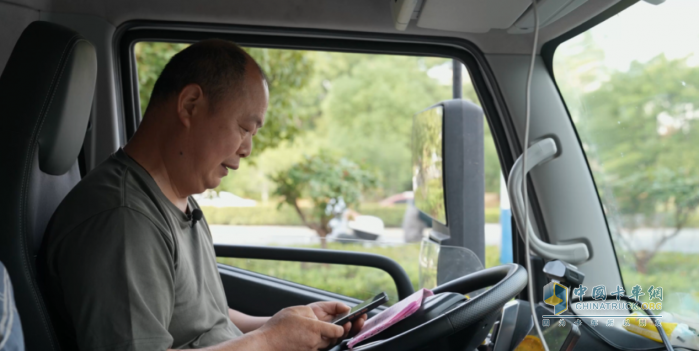 冰河凍氣，極速領(lǐng)鮮：溫向東與零米輕卡冰河冷藏車的突圍路