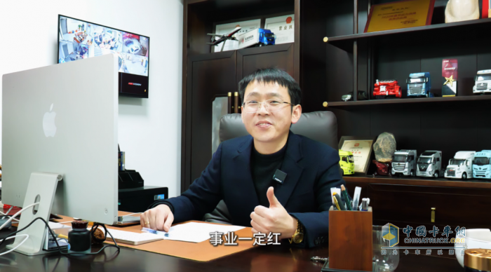 策馬揚(yáng)鞭共奮蹄！乘龍卡車助用戶騰飛